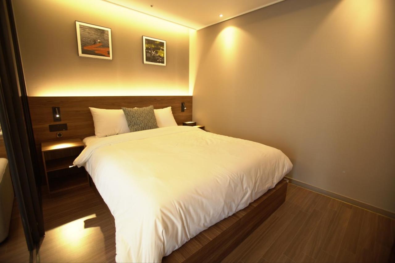 Sienna Ambassador Residence Пусан Экстерьер фото