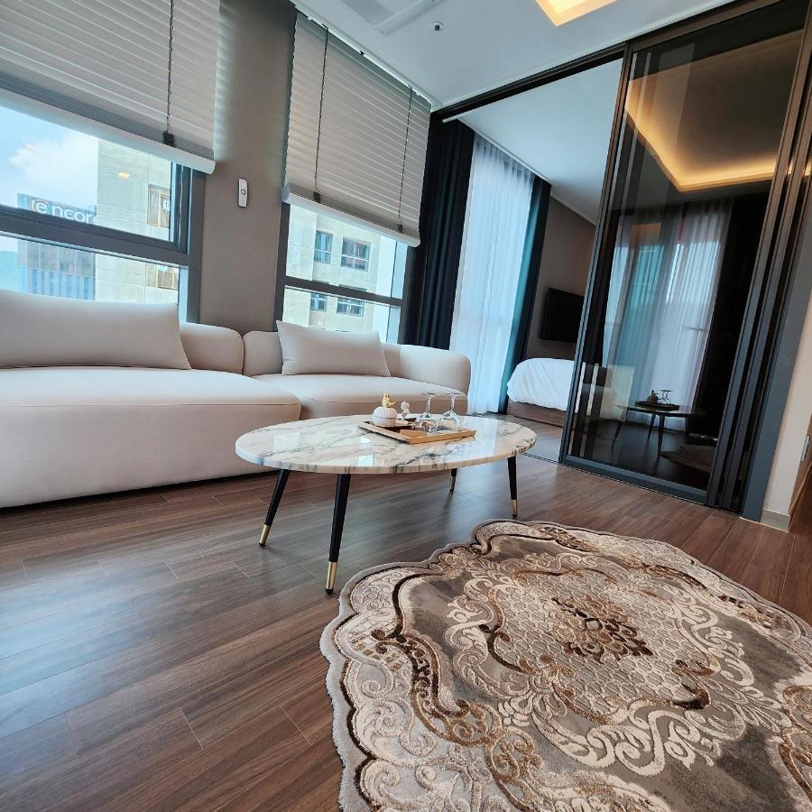 Sienna Ambassador Residence Пусан Экстерьер фото